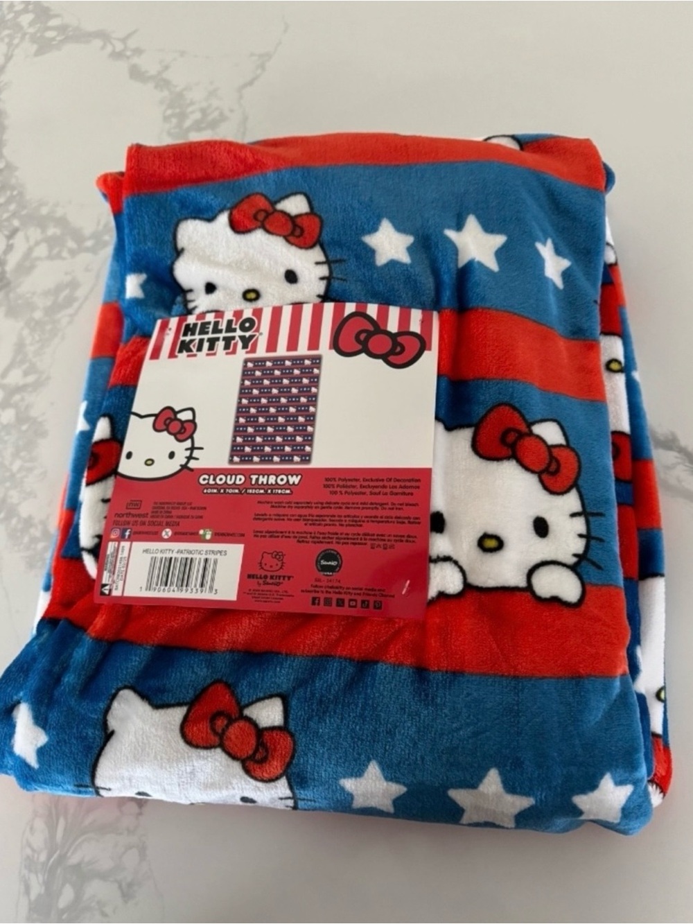Hello Kitty Stars & Stripes Plush Patriotic Blanket NEW